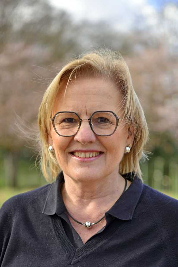 Portret van Mirjam Cok